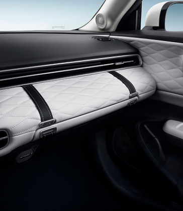 Característica: Diseño interior con gran calidad de materiales y texturas en cada detalle
